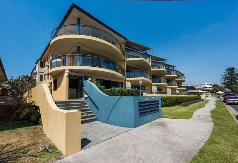 海の見える1ベッドルームアパートメント, The Cove Yamba