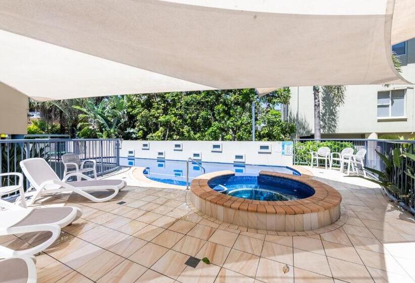 Superior 2-bedroom flat with sea view, The Cove Yamba
