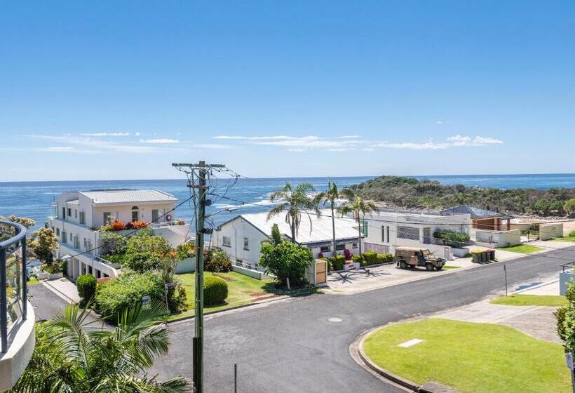 Superior 2-bedroom flat with sea view, The Cove Yamba