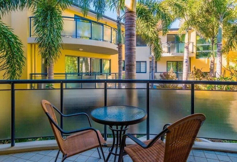 Номер Стандарт Вид на Сад, The Cove Yamba