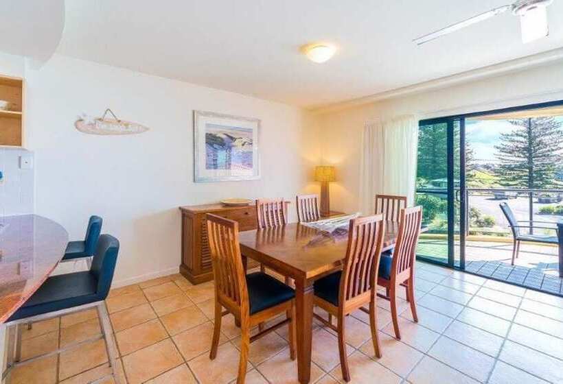 海の見える3ベッドルームアパートメント, The Cove Yamba