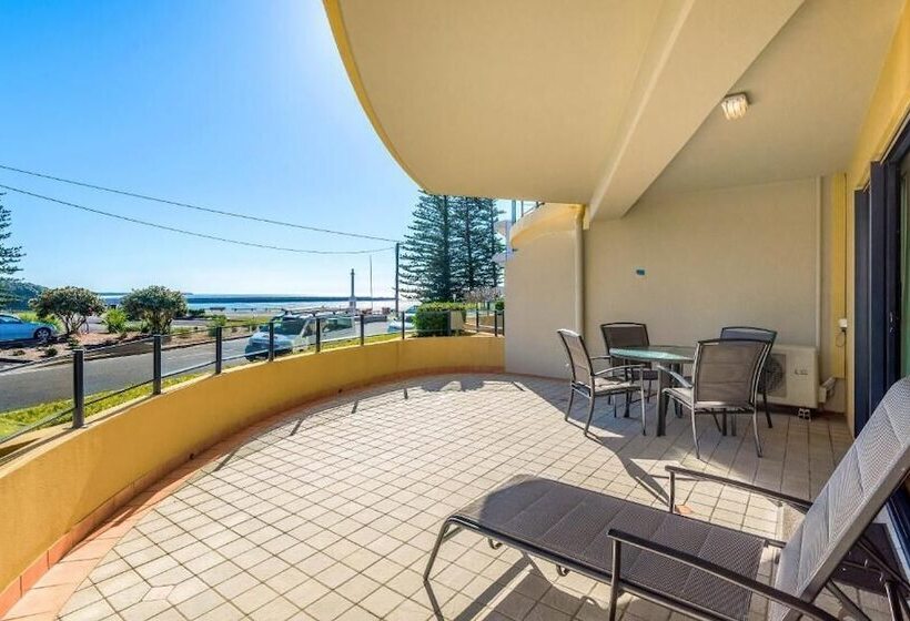 1階の1ベッドルームアパートメント, The Cove Yamba