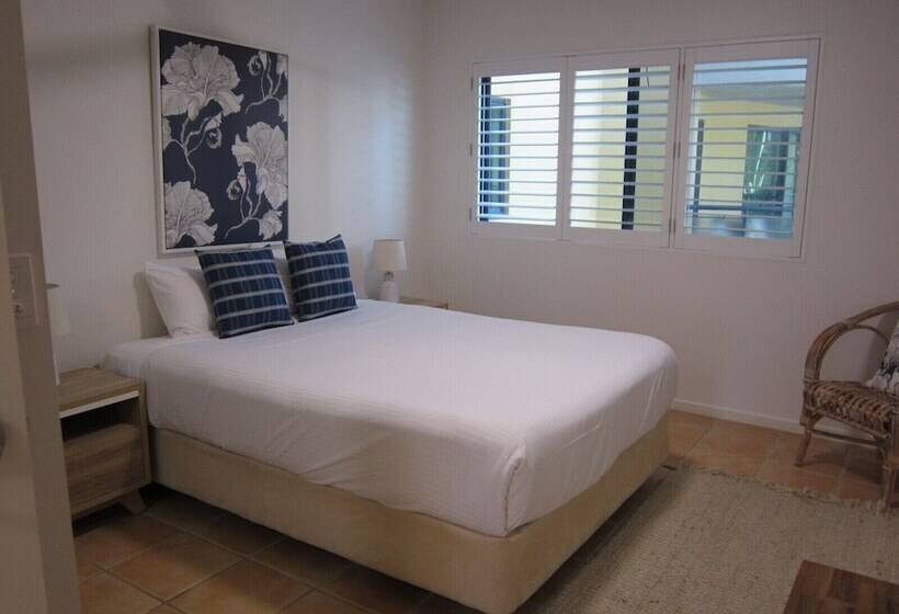 海の見える2ベッドルームアパートメント, The Cove Yamba