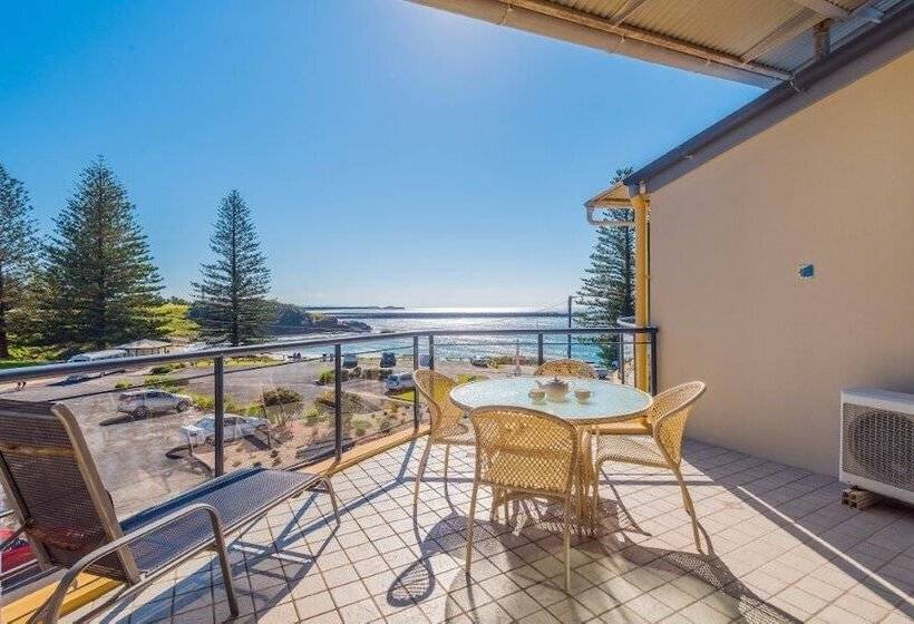 海の見える1ベッドルームアパートメント, The Cove Yamba