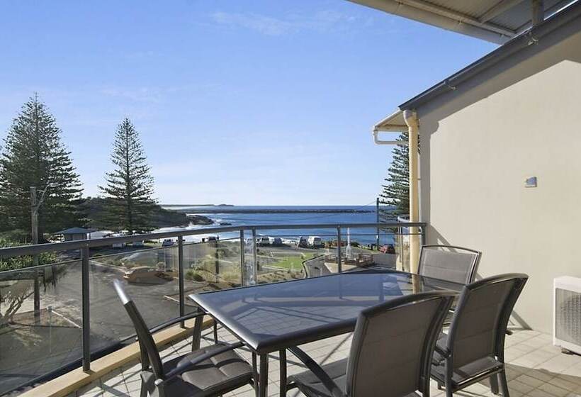 Апартаменты 1 Спальня Вид на Море, The Cove Yamba