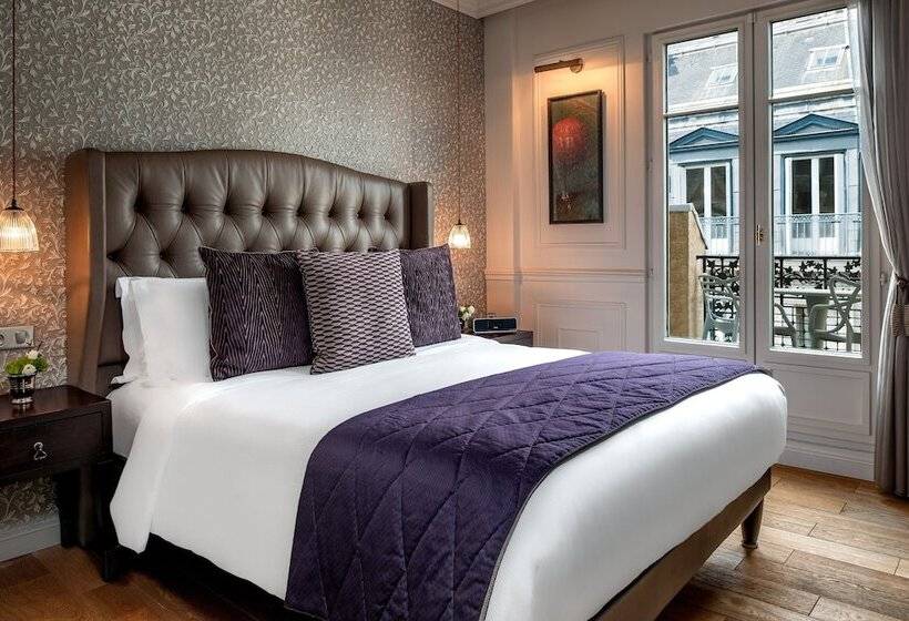 スイート, La Clef Louvre Paris By The Crest Collection