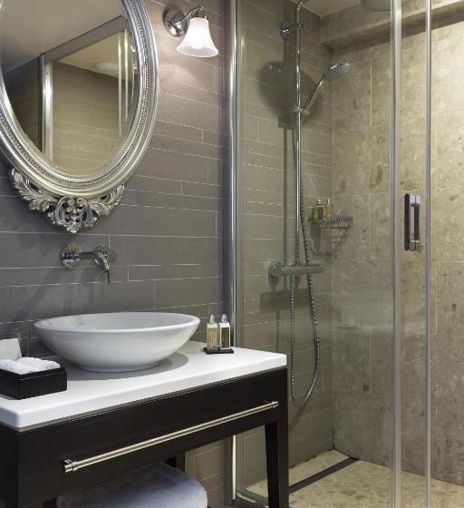 スイート, La Clef Louvre Paris By The Crest Collection