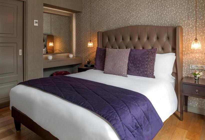 ジュニアスイート, La Clef Louvre Paris By The Crest Collection