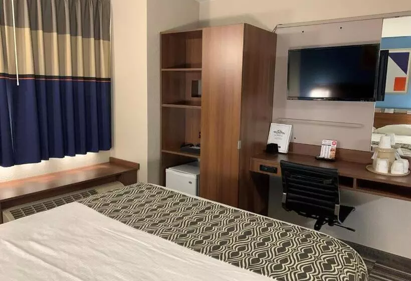 身障者適用スタンダードルーム, Microtel Inn & Suites By Wyndham Fond Du Lac
