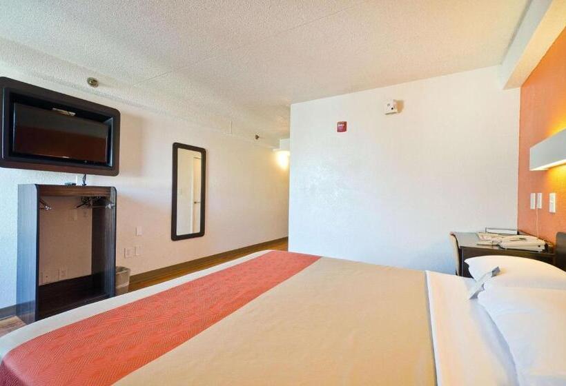 장애인을 위한 킹사이즈 침대 스탠다드 룸, Motel 6springfield, Dc  Washington Southwest