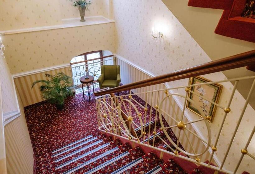 Номер Стандарт Вид на Реку, Ringhotel Schloss Tangermünde