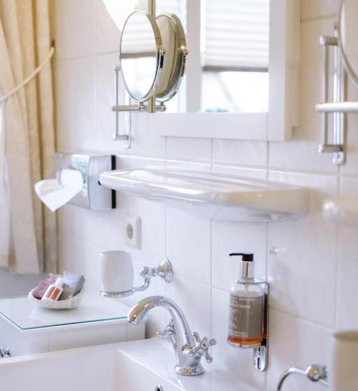 غرفة قياسية مطلّة علي النهر, Ringhotel Schloss Tangermünde