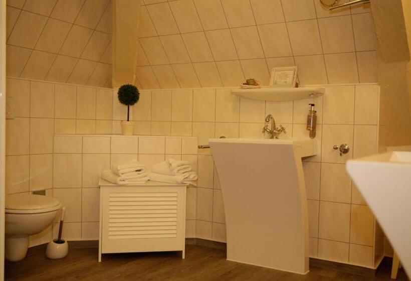 Номер Стандарт в Мансарде, Ringhotel Schloss Tangermünde