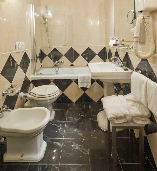 Standard Single Room, Orsaria