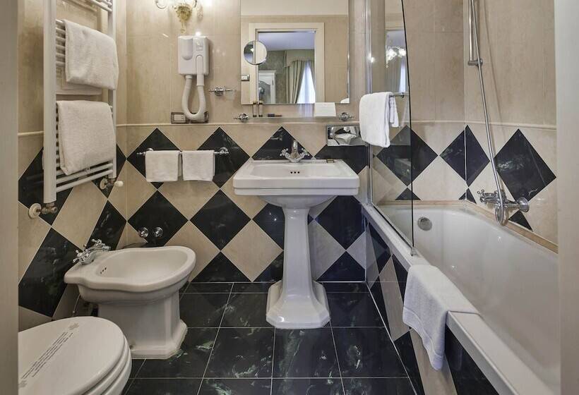 Standard Single Room, Orsaria