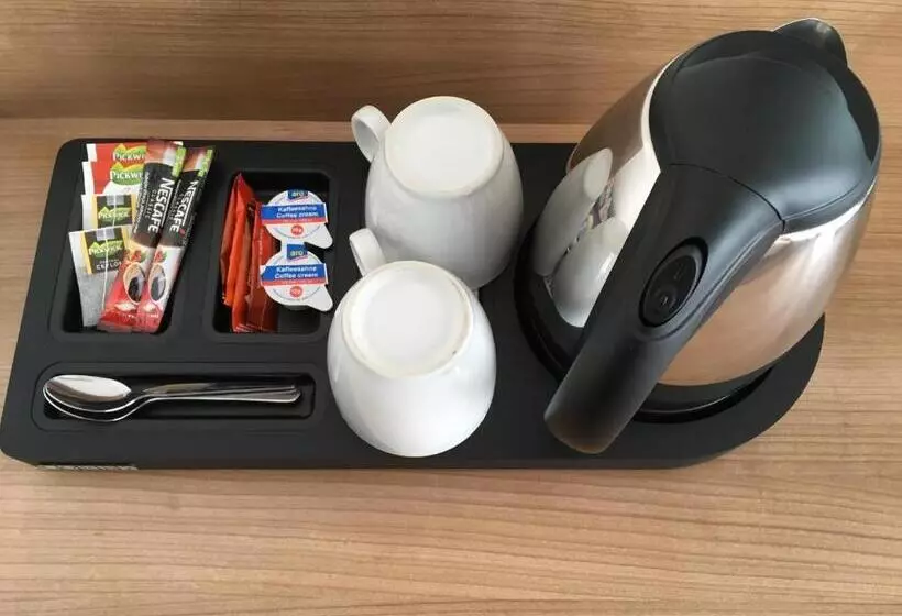 Standard Yhden Hengen Huone, Akcent
