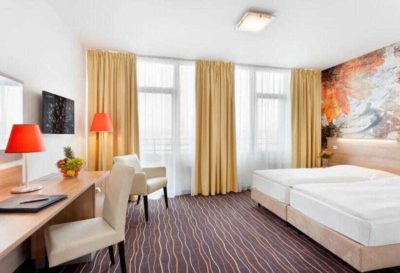 Quarto Estandar, Akcent