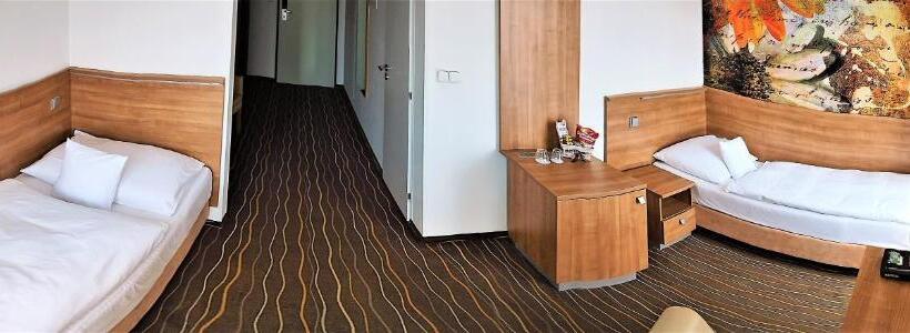 Quarto Estandar, Akcent