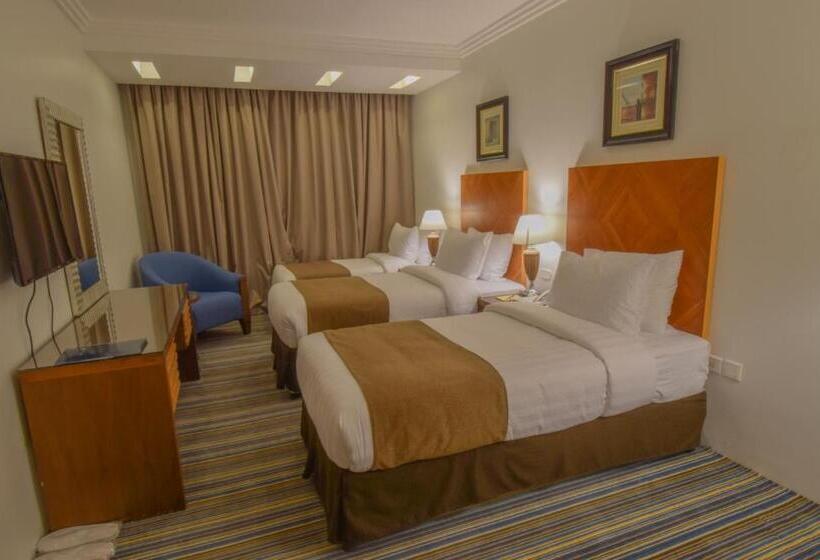 חדר סטנדרט לשלושה, Al Massa Grand