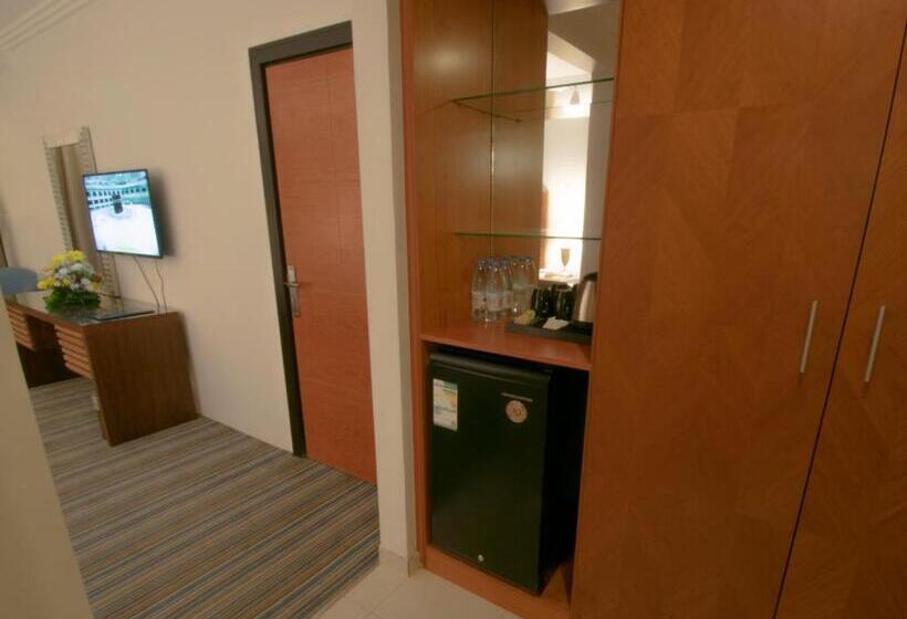 חדר סטנדרט לארבעה, Al Massa Grand