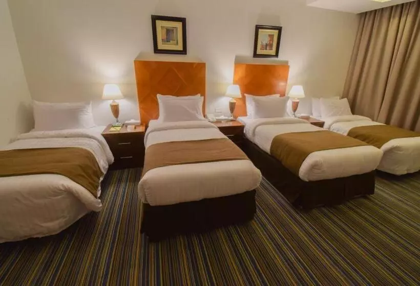 اتاق استاندارد چهار تخته, Al Massa Grand