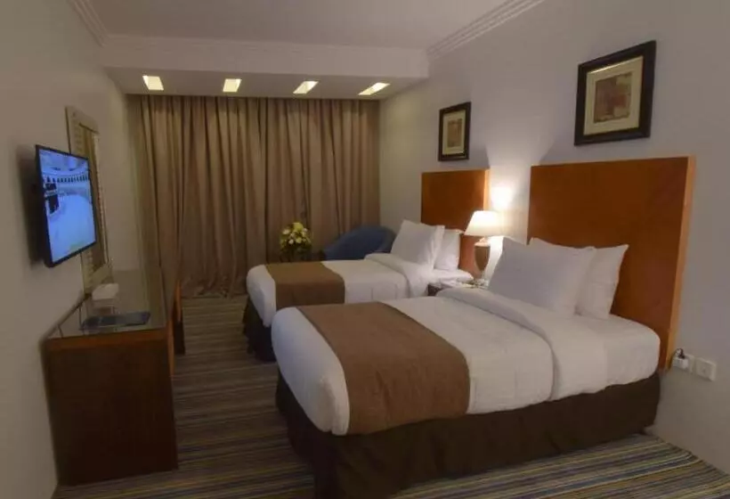 اتاق استاندارد چهار تخته, Al Massa Grand