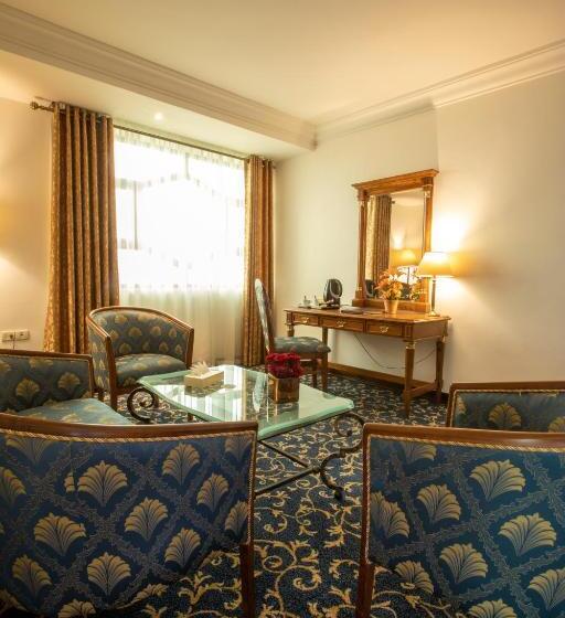 سوییت اجرایی, Bristol