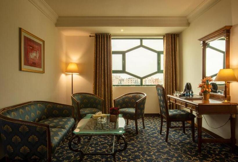 سوییت اجرایی, Bristol
