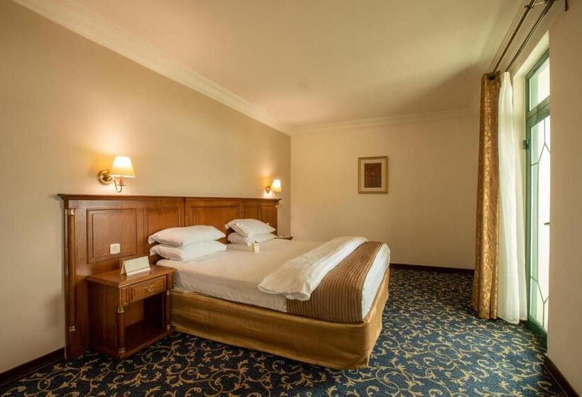 سوییت اجرایی, Bristol