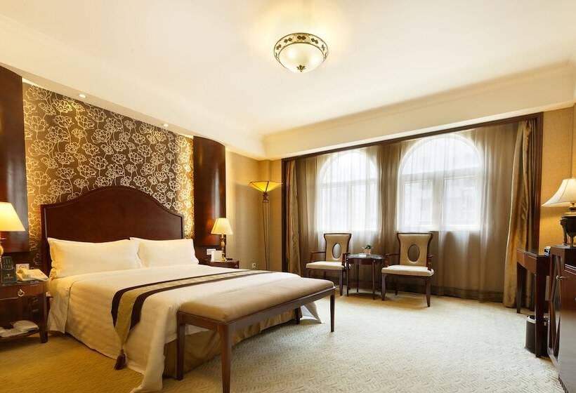 Номер Стандарт, Grand Palace Hotel   Grand Hotel Management Group