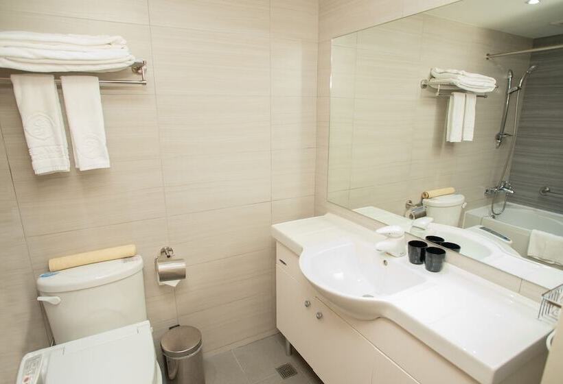 Superior Room, Green World Triplebeds