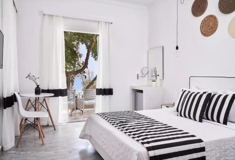 اتاق اقتصادی با چشم‌انداز دریا, High Mill Paros