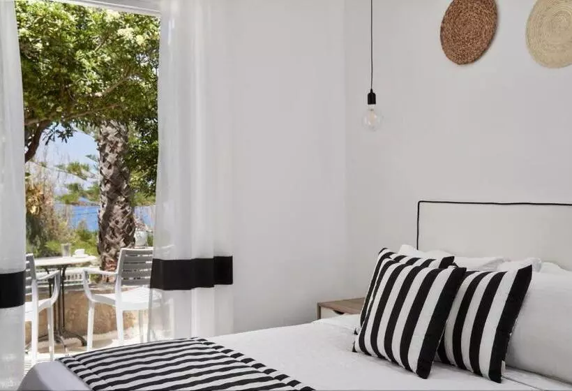 اتاق اقتصادی با چشم‌انداز دریا, High Mill Paros