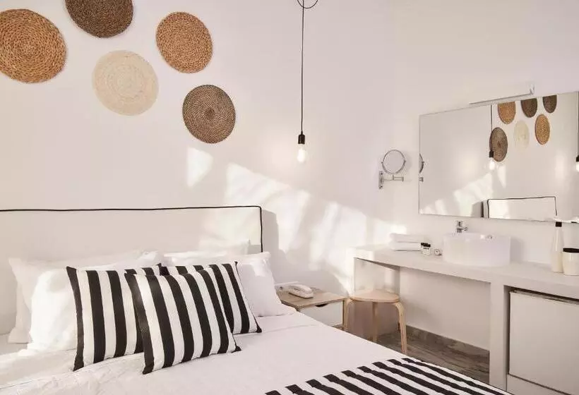 Triple Room Sea View, High Mill Paros