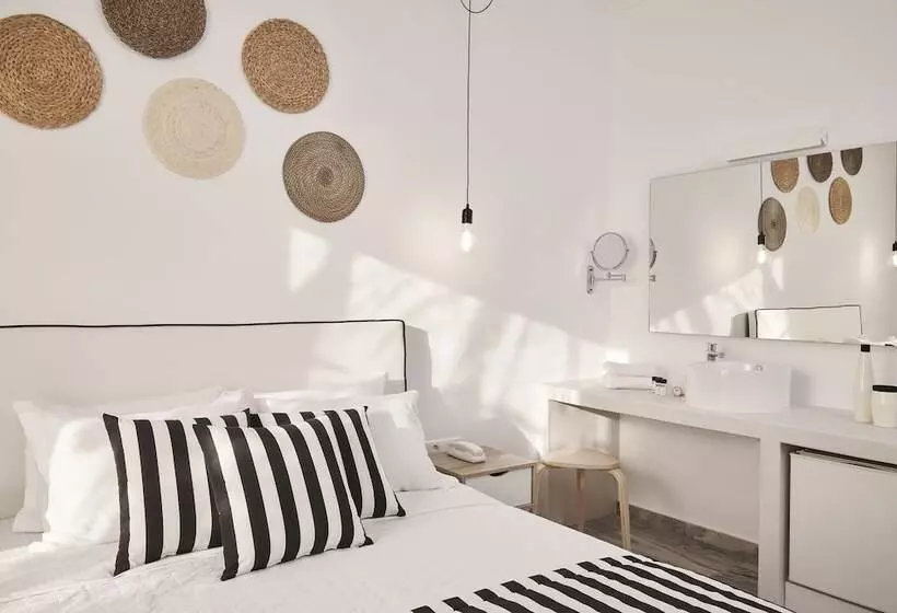 Triple Room Sea View, High Mill Paros