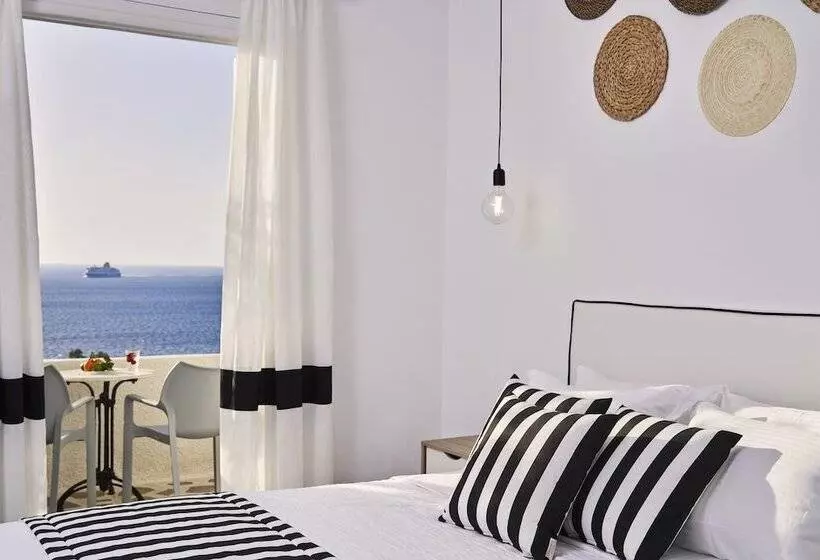 Triple Room Sea View, High Mill Paros
