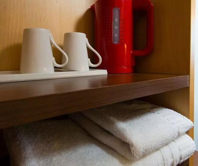 スタンダードルーム, Holiday Inn Express East Midlands Airport, An Ihg
