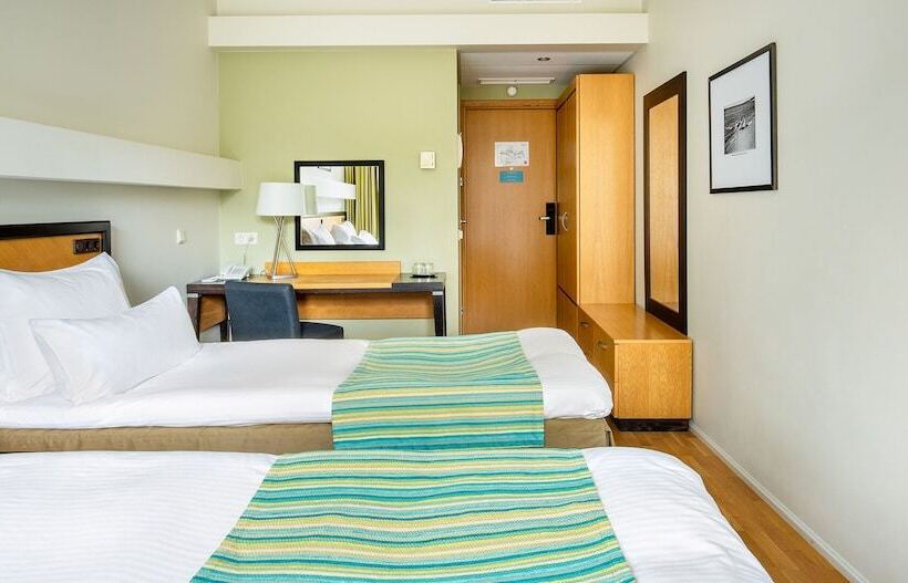 اتاق استاندارد با چشم‌انداز دریا, Laspa