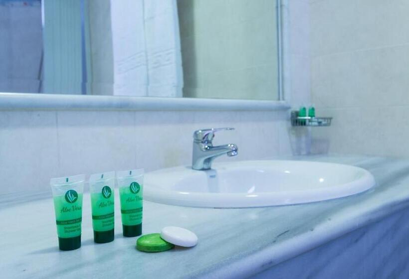 Номер Стандарт Трехместный, Naxos Palace