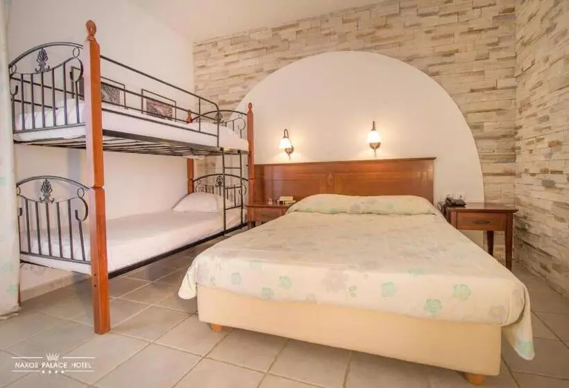 スタンダード４人部屋, Naxos Palace