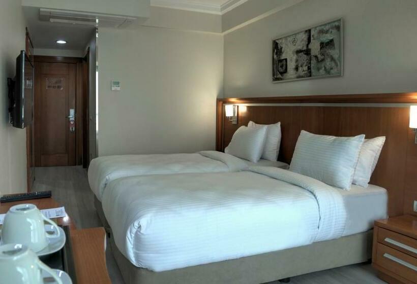 اتاق استاندارد, Orka Royal Hotel & Spa