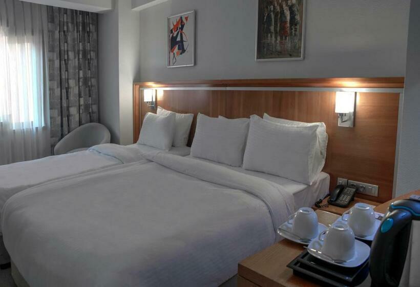 اتاق استاندارد, Orka Royal Hotel & Spa