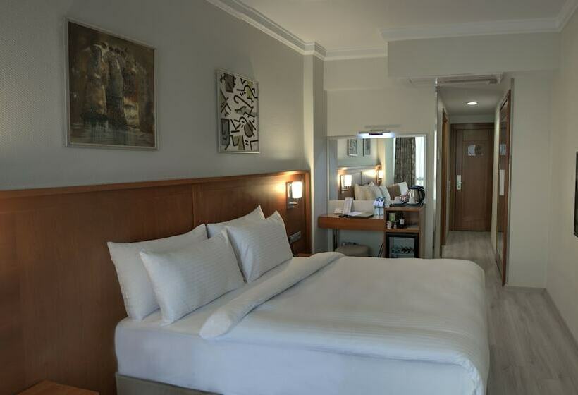 اتاق اکونومی, Orka Royal Hotel & Spa