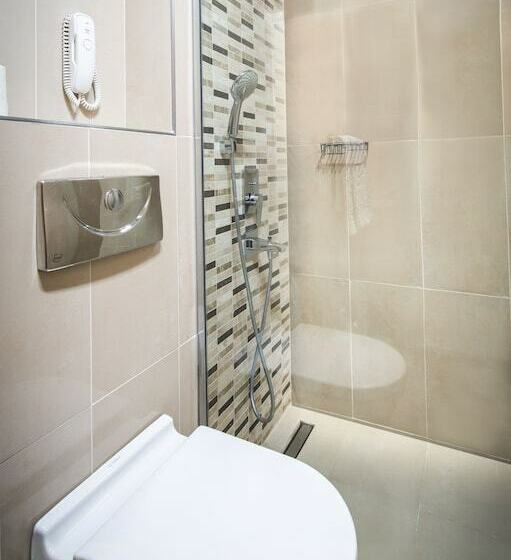 اتاق اکونومی, Orka Royal Hotel & Spa