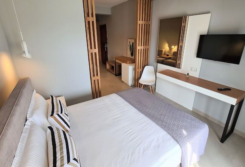 주니어 스위트, Palladium