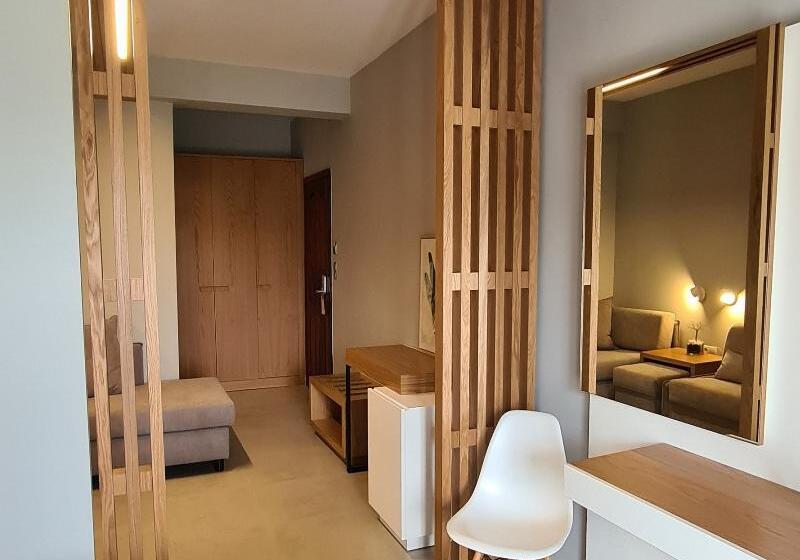 주니어 스위트, Palladium