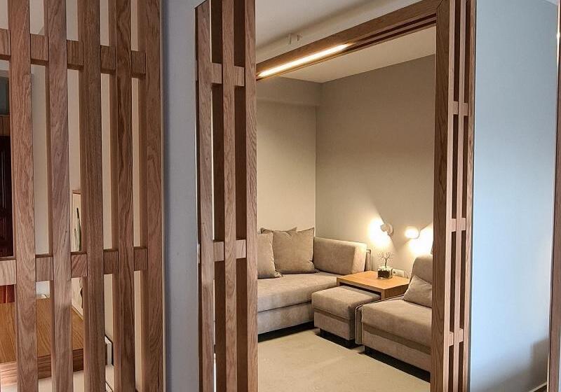 주니어 스위트, Palladium