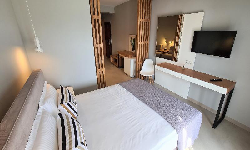 주니어 스위트, Palladium