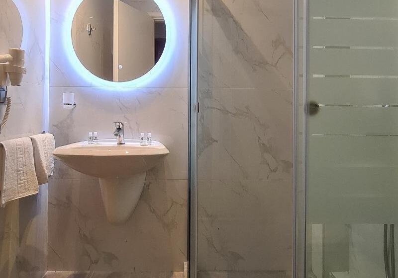 주니어 스위트, Palladium