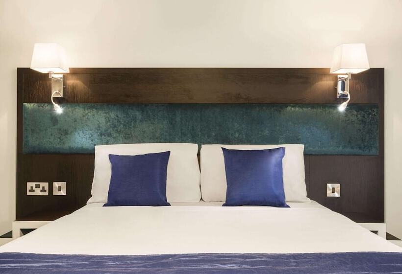 Номер Executive, Ramada Oxford